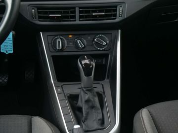 Car image 33