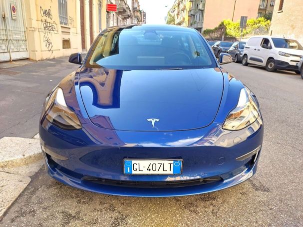 Tesla Model 3 Long Range AWD Dual Motor 150 kW image number 6