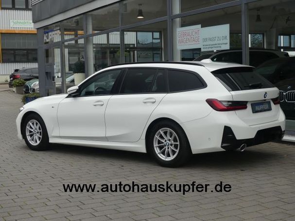 BMW 320i Touring 135 kW image number 4