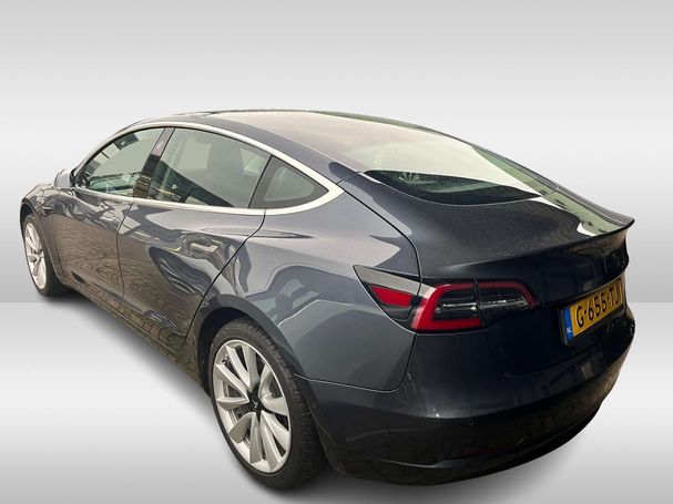 Tesla Model 3 60 Plus 239 kW image number 4