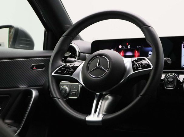 Mercedes-Benz A 180 Line 100 kW image number 37