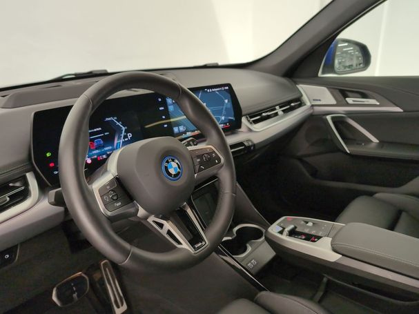 BMW iX1 xDrive30 M Sport 200 kW image number 7