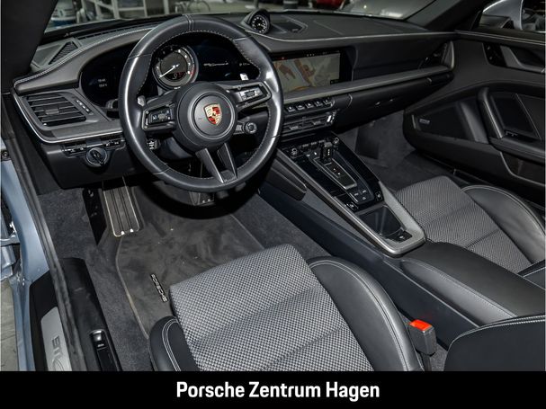 Porsche 992 Carrera 4 Cabrio 283 kW image number 19