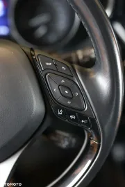 Car image 40