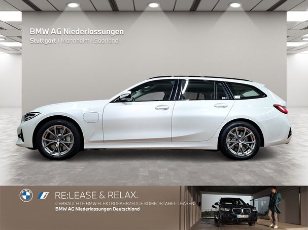 BMW 330 e Touring M Sport 215 kW image number 3