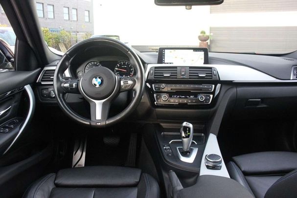 BMW 318i Touring 100 kW image number 4