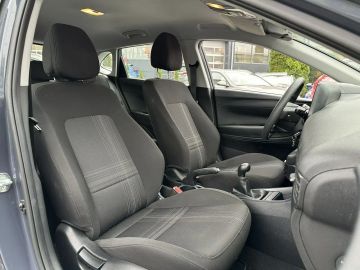 Car image 33