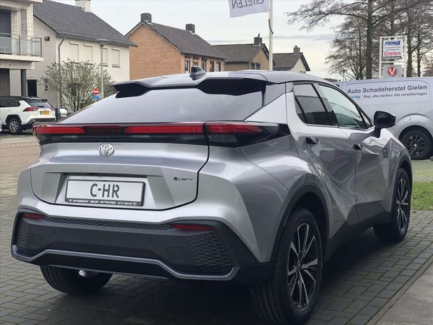 Toyota C-HR 2.0 Hybrid 145 kW image number 12