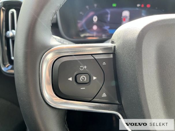 Volvo XC40 AWD 300 kW image number 18