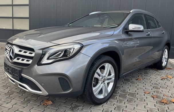 Mercedes-Benz GLA 200 115 kW image number 1