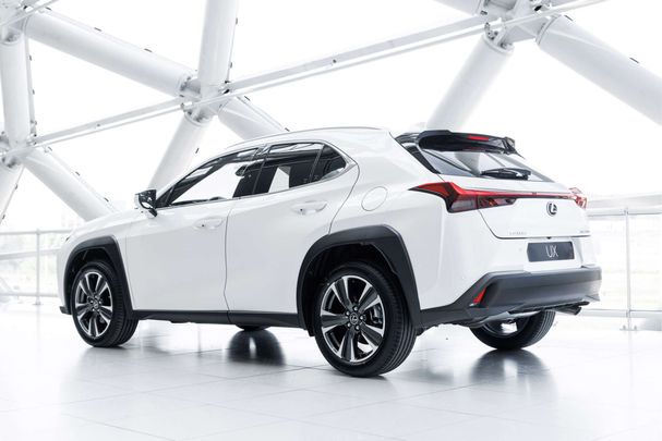 Lexus UX 250h 135 kW image number 2