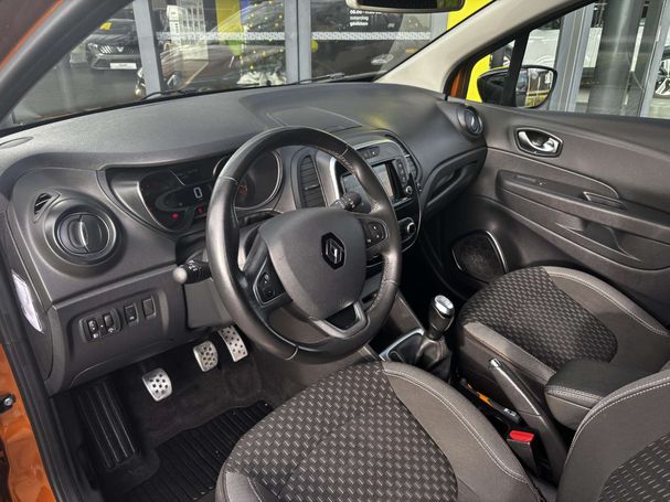 Renault Captur TCe 90 INTENS 66 kW image number 6