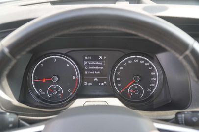 Car image 22