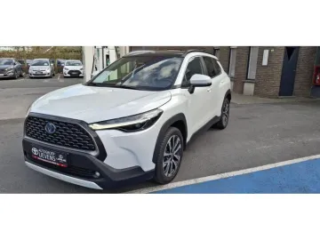Car image 18
