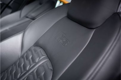 Car image 37