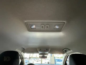 Car image 36