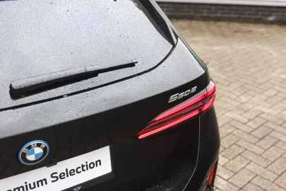 Car image 34