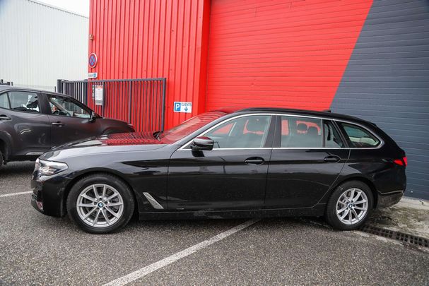 BMW 520d Touring 140 kW image number 3