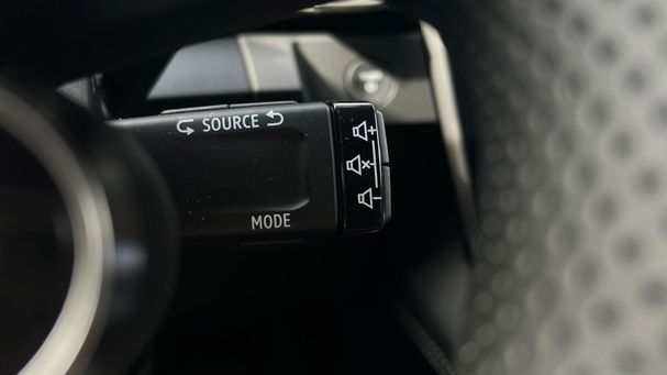 Renault Megane E-Tech 160 kW image number 30