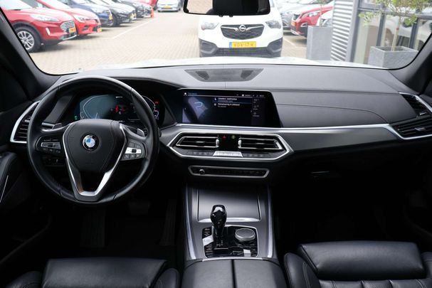 BMW X5 45e xDrive 290 kW image number 5