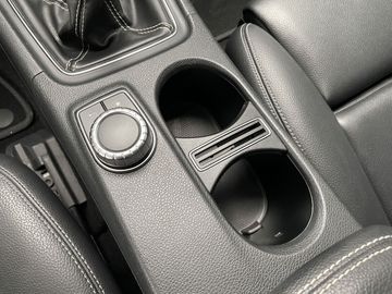 Car image 36