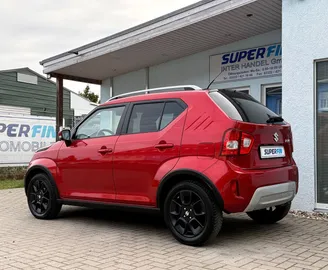Car image 5