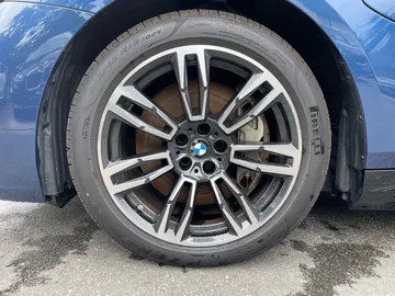 Car image 39