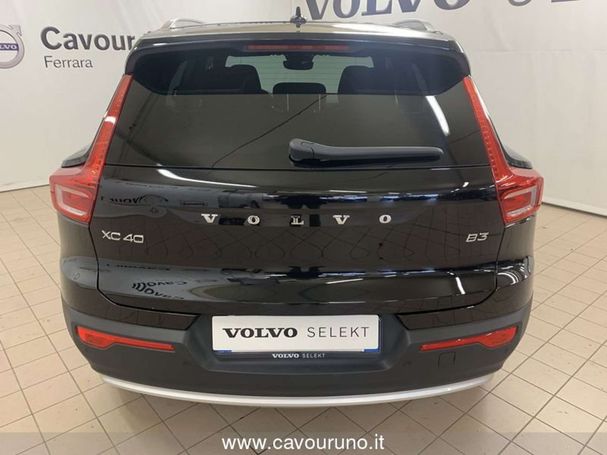 Volvo XC40 B3 Core 120 kW image number 11