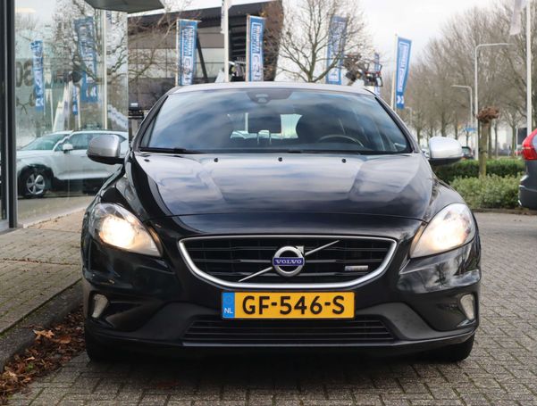 Volvo V40 T3 110 kW image number 30