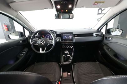 Car image 26