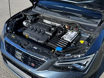 Car image 28
