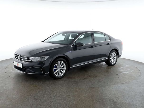 Volkswagen Passat GTE DSG 160 kW image number 1