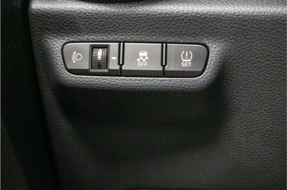 Car image 37