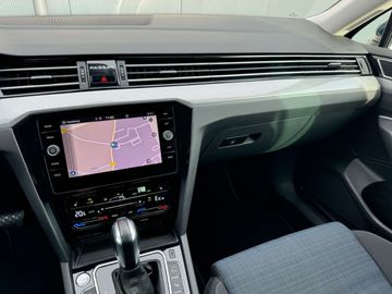 Car image 37