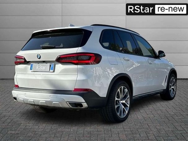 BMW X5 xDrive25d xLine 170 kW image number 3