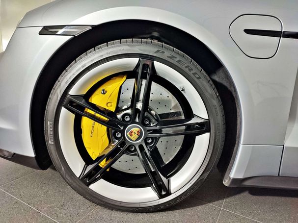 Porsche Taycan Turbo S 560 kW image number 8