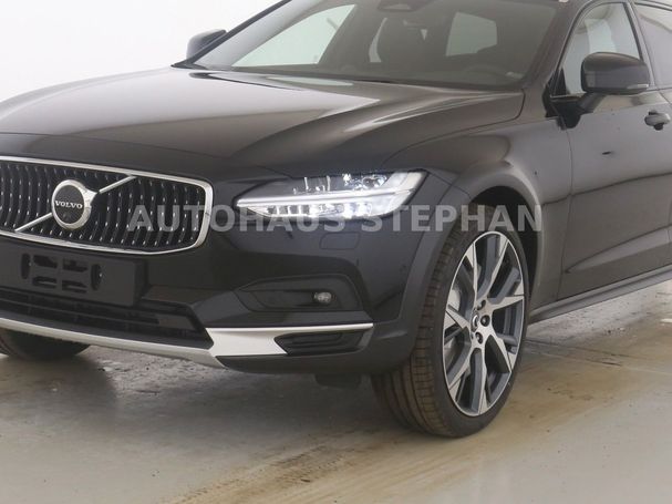 Volvo V90 Cross Country AWD B4 145 kW image number 7