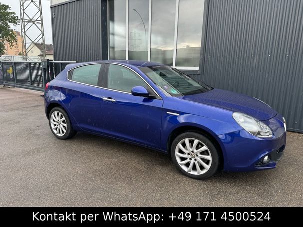 Alfa Romeo Giulietta 2.0 JTDM Super 110 kW image number 2