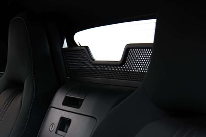 Car image 37