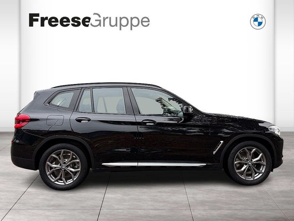 BMW X3 xDrive20d xLine 140 kW image number 10