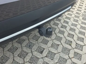 Car image 35