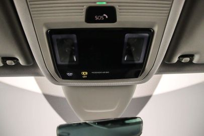 Car image 36