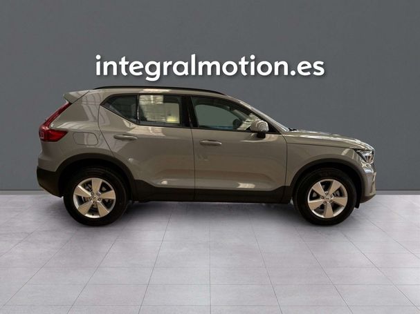 Volvo XC40 T2 95 kW image number 25