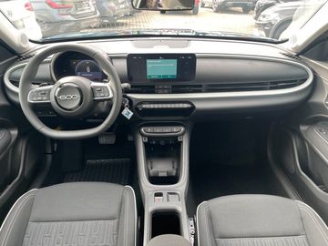 Car image 11