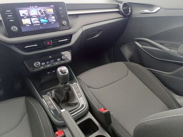 Car image 15