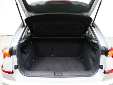 Car image 25