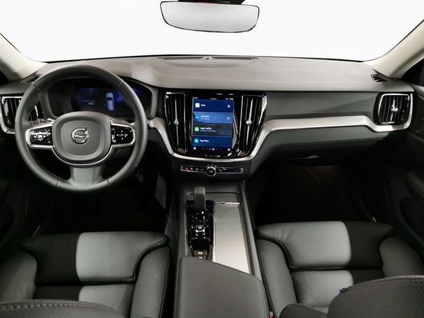 Volvo V60 Cross Country AWD B4 145 kW image number 9