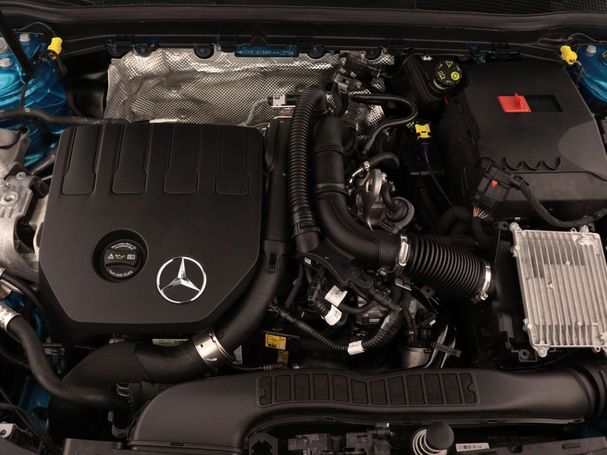 Mercedes-Benz CLA 180 100 kW image number 36