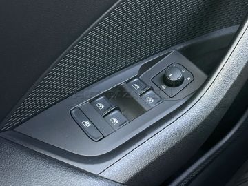 Car image 41