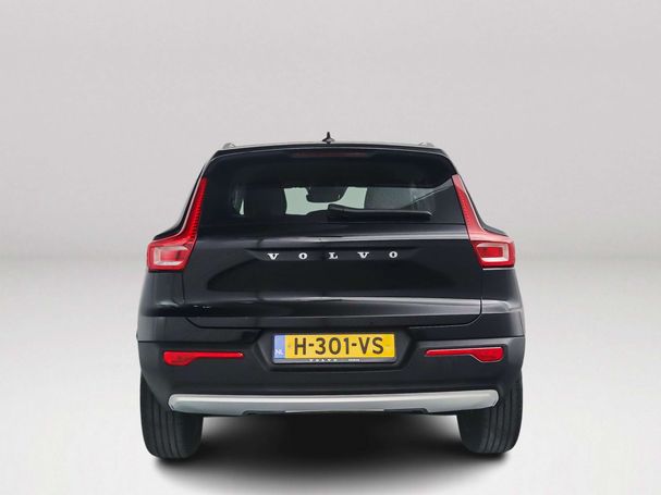 Volvo XC40 T3 Momentum Pro 120 kW image number 10